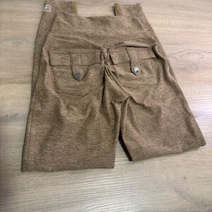 Bombshell Sportswear Pocket Pop Leggings small